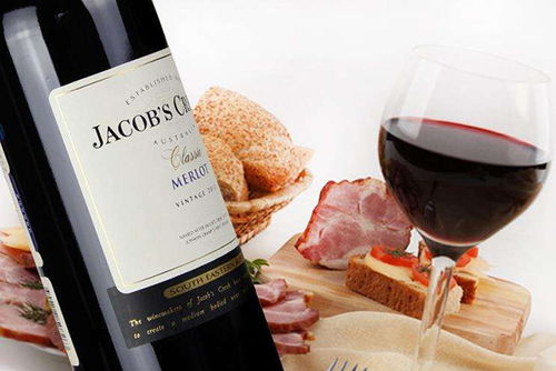 澳洲紅酒和法國(guó)紅酒哪個(gè)好賣,更值得加盟