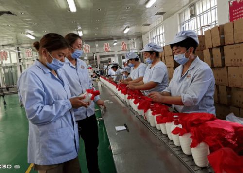 酒三廠巾幗技能大比武,能工巧匠亮絕活