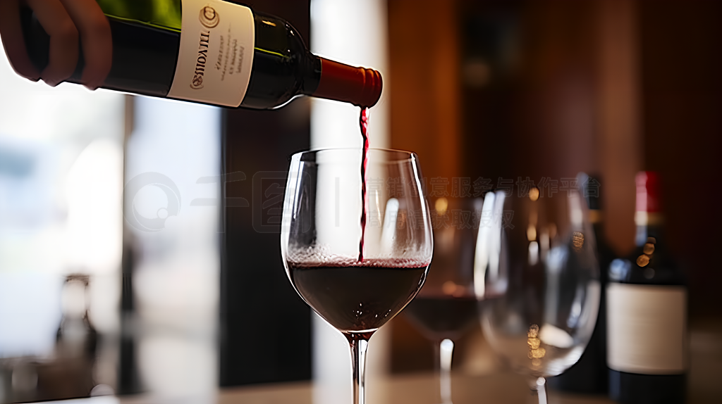 享用葡萄酒場景產品圖